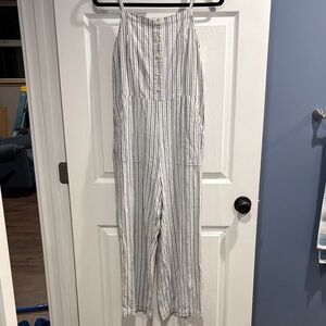 Old Navy Blue and White Striped Jumpsuit. Women’s Medium. GUC.